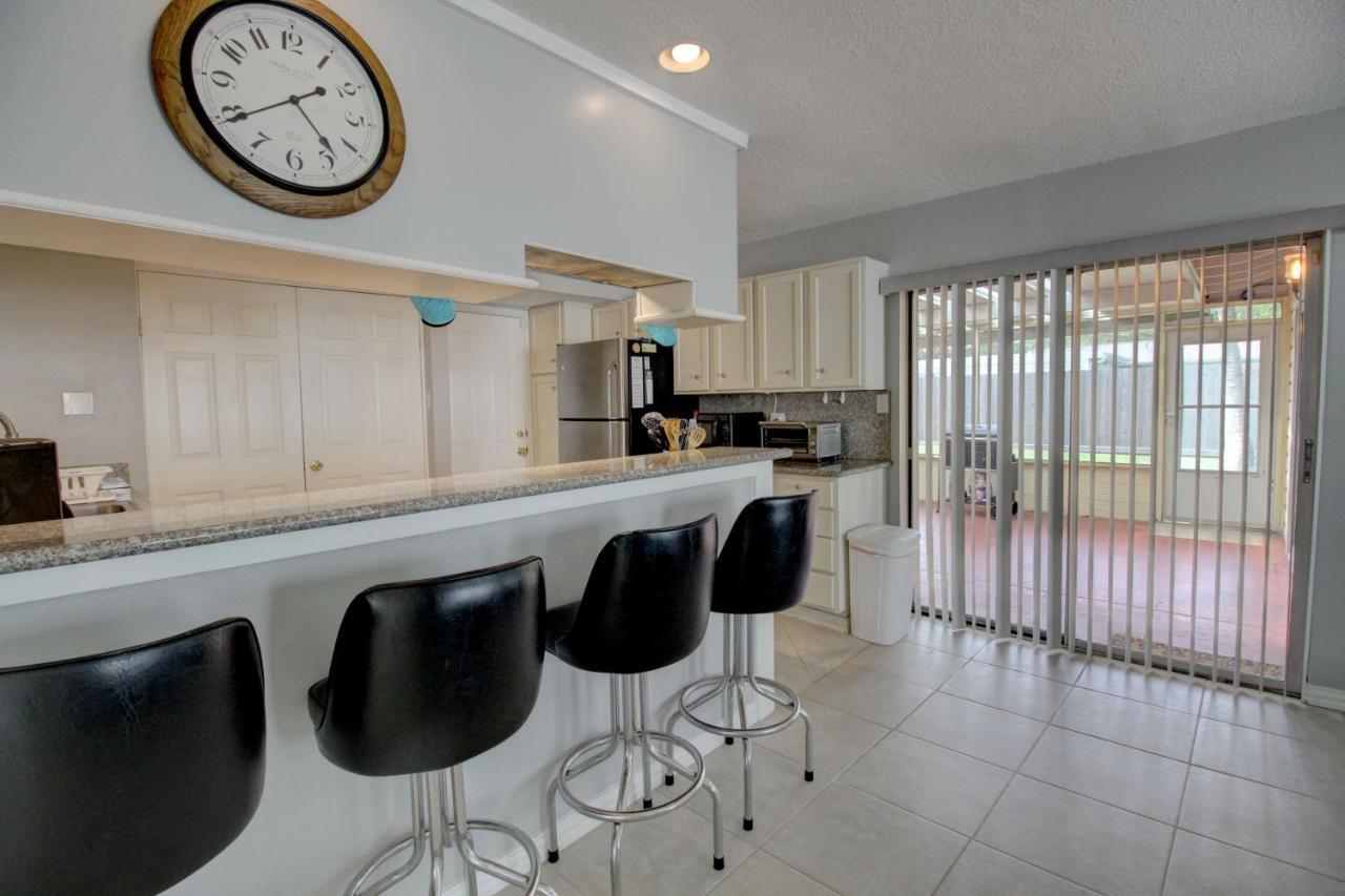 Charming 2Br Near University, Beach & Attractions 갤버스턴 외부 사진